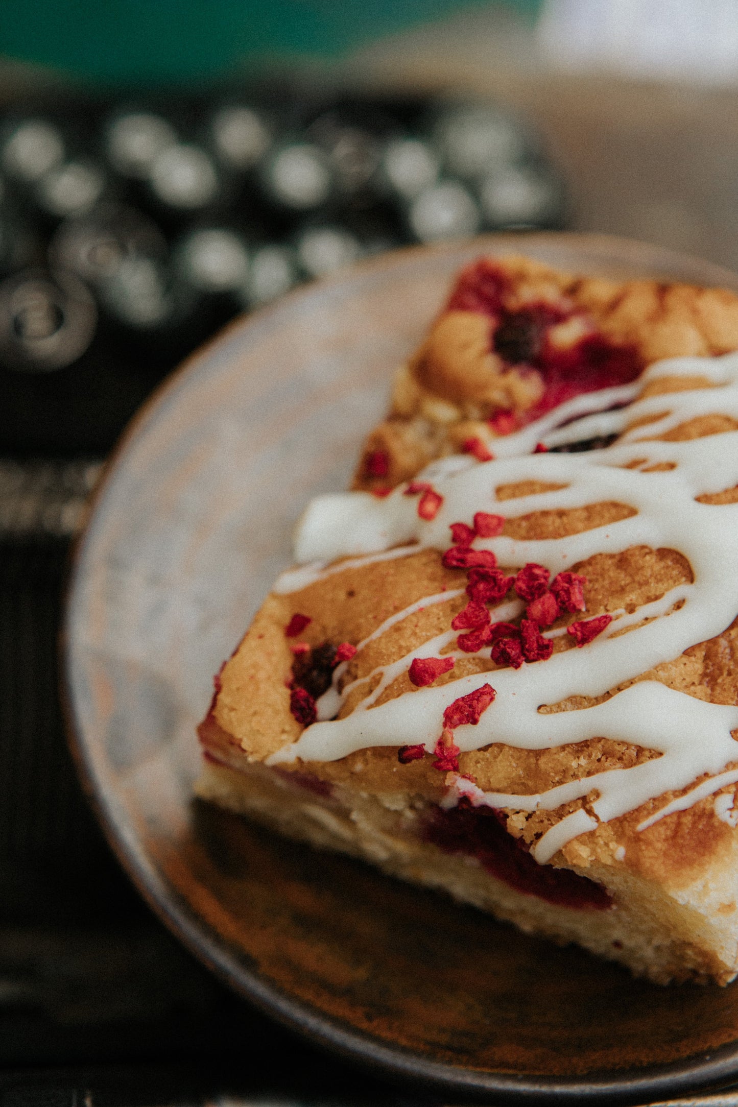 Raspberry & White Chocolate Blondie - Wholesale